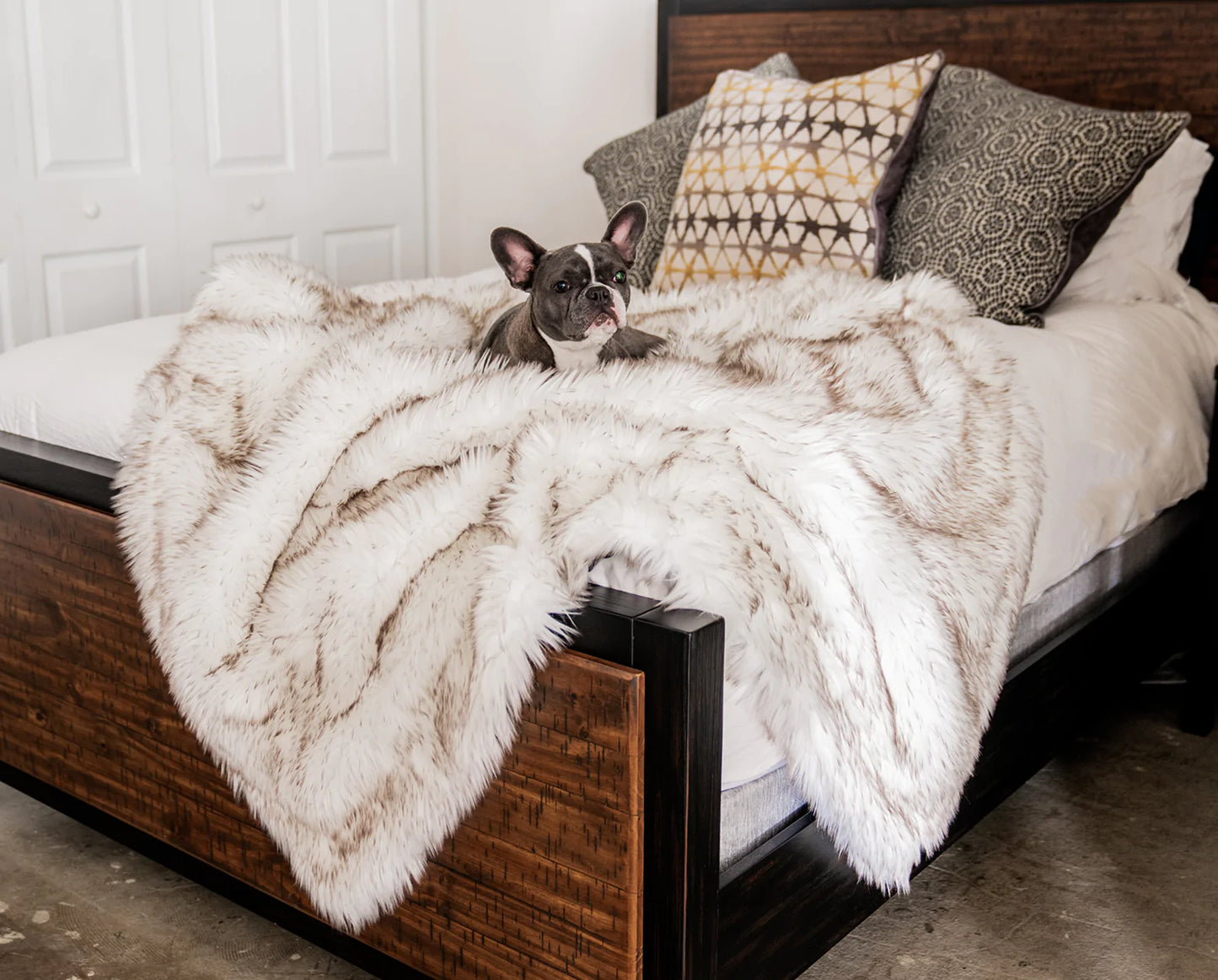 Pelsbarn™ Waterproof Throw Blanket